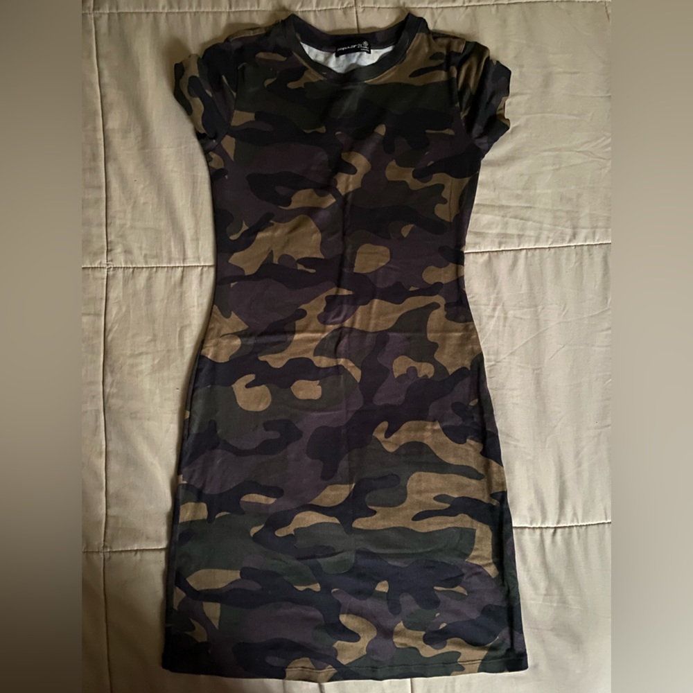 Camo dress size s